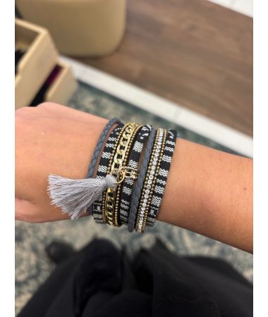 Zapestnica 'Jewelry always fits.'