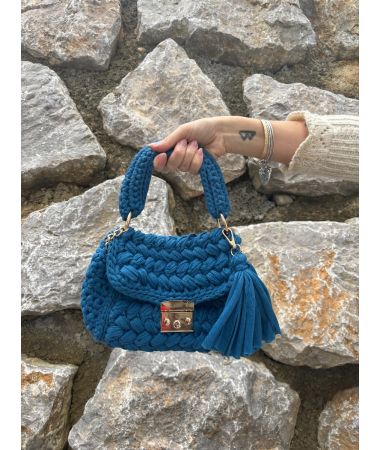 Kvačkana torbica modra / Crocheted bag blue