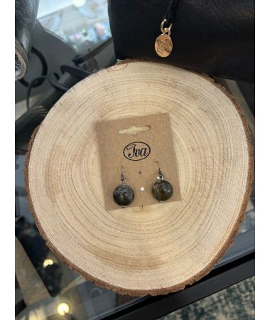 Uhani 'Life happens, earrings helps'