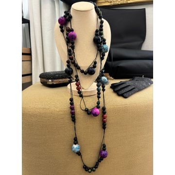 Ogrlica ' Necklaces are always appropriate.'