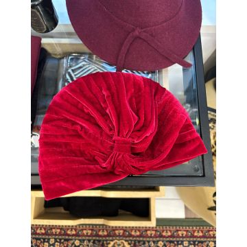 Žametni turban Velvet Story / The Velvet Story Turban Hat