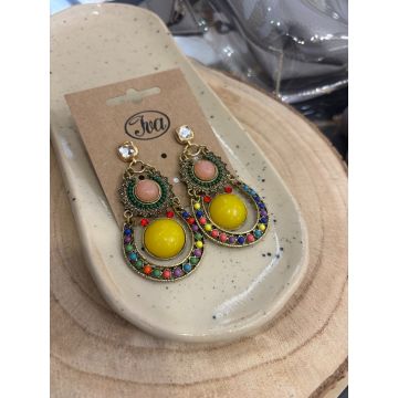Uhani 'People will stare. Make it worth their while.'