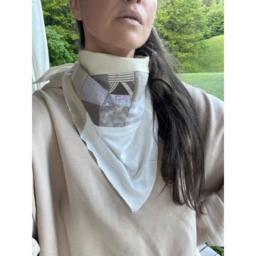 Predelana ovratna rutka iz različnih naravnih materialov Snail / Upcycled Neckerchief Snail