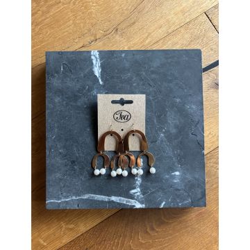 Uhani iz zlate kovine z biseri